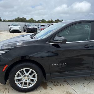 Chevrolet Equinox LT - 2