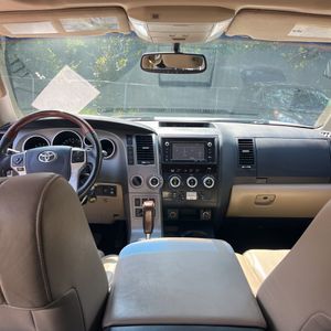 صورة مصغرة 39 لـ 2016 Toyota SEQUOIA PLATINUM