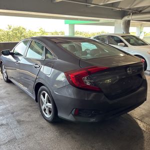 2017 Honda CIVIC LX — миниатюра 58