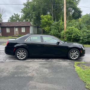 2017 Chrysler 300 LIMITED — фото 10