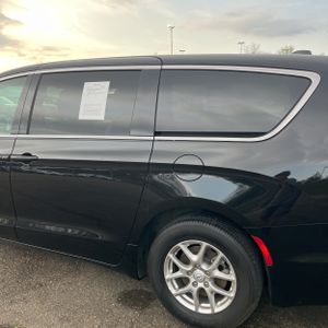 CHRYSLER PACIFICA SELECT - 6