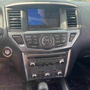 2018 Nissan PATHFINDER SL — миниатюра 39