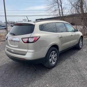CHEVROLET TRAVERSE LT - 8