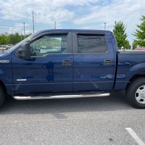 FORD F-150 XLT - 4