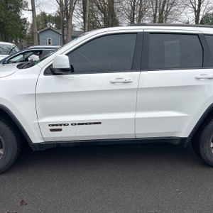 JEEP GRAND CHEROKEE 75TH ANNIVERSARY EDITION 4X4 - 3