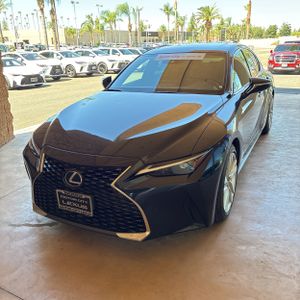 2023 Lexus IS 300 BASE — фото 1