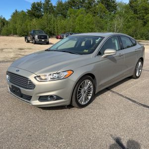 FORD FUSION SE - 1