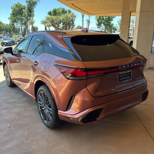 صورة 4 لـ 2023 Lexus RX 500H F SPORT PERFORMANCE