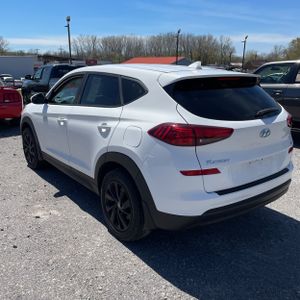 HYUNDAI TUCSON - 5