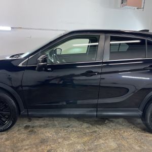 صورة 4 لـ 2018 Mitsubishi ECLIPSE CROSS LE
