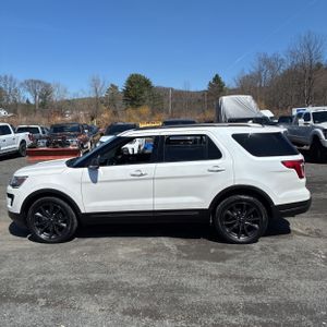 FORD EXPLORER XLT - 3