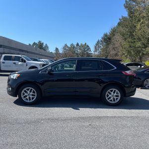 FORD EDGE SEL - 3