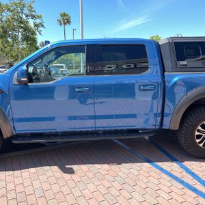 FORD F-150 RAPTOR - 4