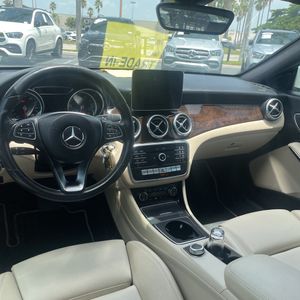 2019 Mercedes-BENZ CLA thumbnail 35