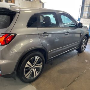 MITSUBISHI OUTLANDER SPORT 2.0 ES 2WD - 9