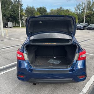 2019 Nissan SENTRA SR thumbnail 42