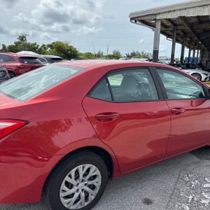 2019 Toyota COROLLA LE — фото 9
