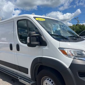 2025 RAM PROMASTER 2500 TRADESMAN — фото 13