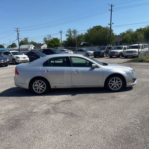 FORD FUSION SEL - 10