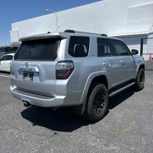TOYOTA 4RUNNER - 8