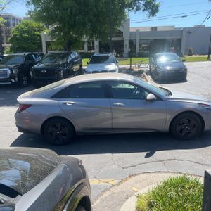 HYUNDAI ELANTRA SEL - 10