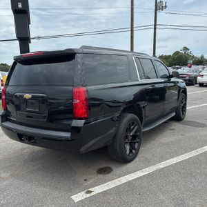 2019 Chevrolet SUBURBAN LT — фото 7