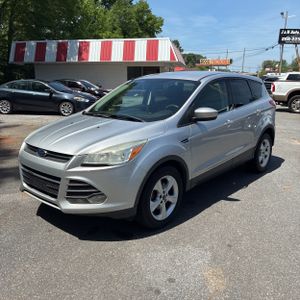 FORD ESCAPE SE - 1