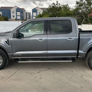 FORD F-150 XLT - 4