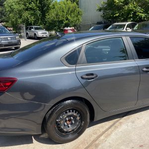 2021 KIA FORTE FE 照片 9