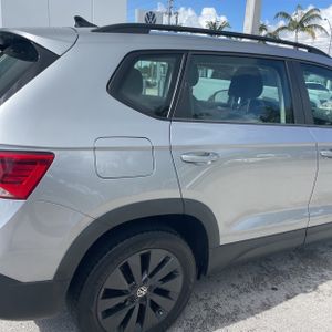 2023 Volkswagen TAOS S 照片 9