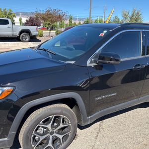 2025 JEEP COMPASS LIMITED — фото 2