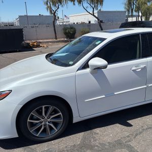 LEXUS ES 300H BASE - 2