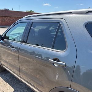 FORD EXPLORER XLT - 6