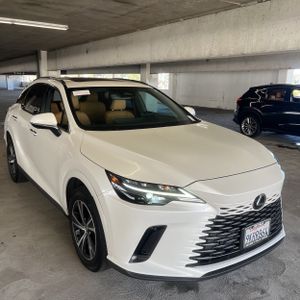 صورة 12 لـ 2024 Lexus RX 350 PREMIUM