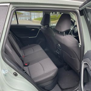 صورة 34 لـ 2021 Toyota RAV4 HYBRID XLE