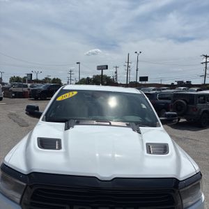 2023 RAM 1500 LARAMIE thumbnail 15