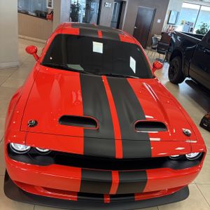 2022 Dodge CHALLENGER SRT — миниатюра 13