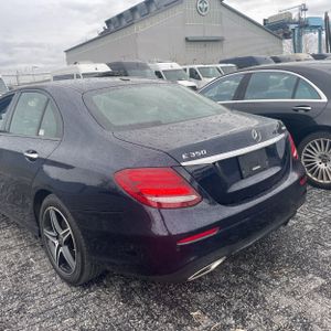 MERCEDES-BENZ E-CLASS - 5