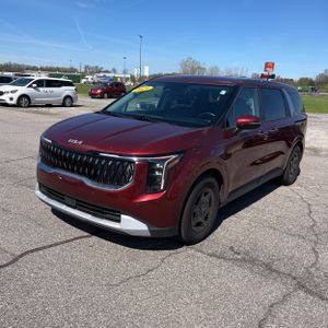 KIA CARNIVAL LXS - 1