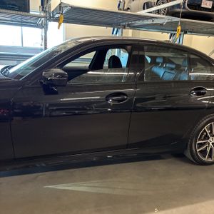 BMW 330I XDRIVE - 4