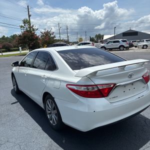 2016 Toyota CAMRY XLE — фото 5