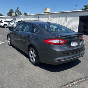 FORD FUSION SE - 5