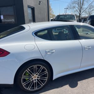 PORSCHE PANAMERA S E-HYBRID - 9