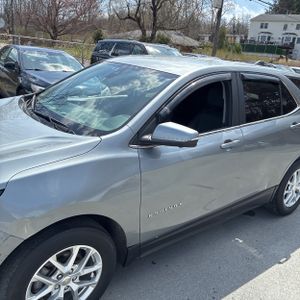 CHEVROLET EQUINOX LT - 2
