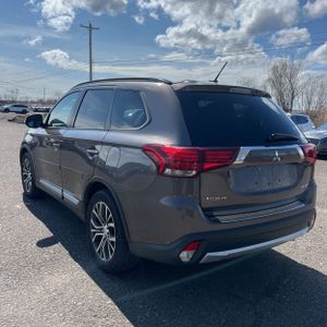 MITSUBISHI OUTLANDER SEL - 5