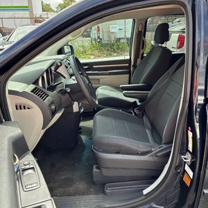 2010 Dodge GRAND CARAVAN SE 照片 32