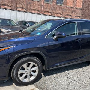 صورة 2 لـ 2016 Lexus RX 350 BASE