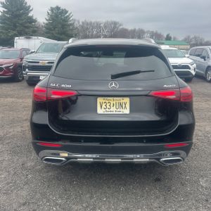 MERCEDES-BENZ GLC - 7