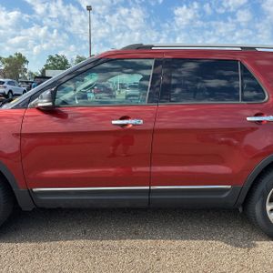 FORD EXPLORER XLT - 4