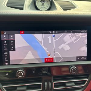 2023 Porsche MACAN GTS — миниатюра 39